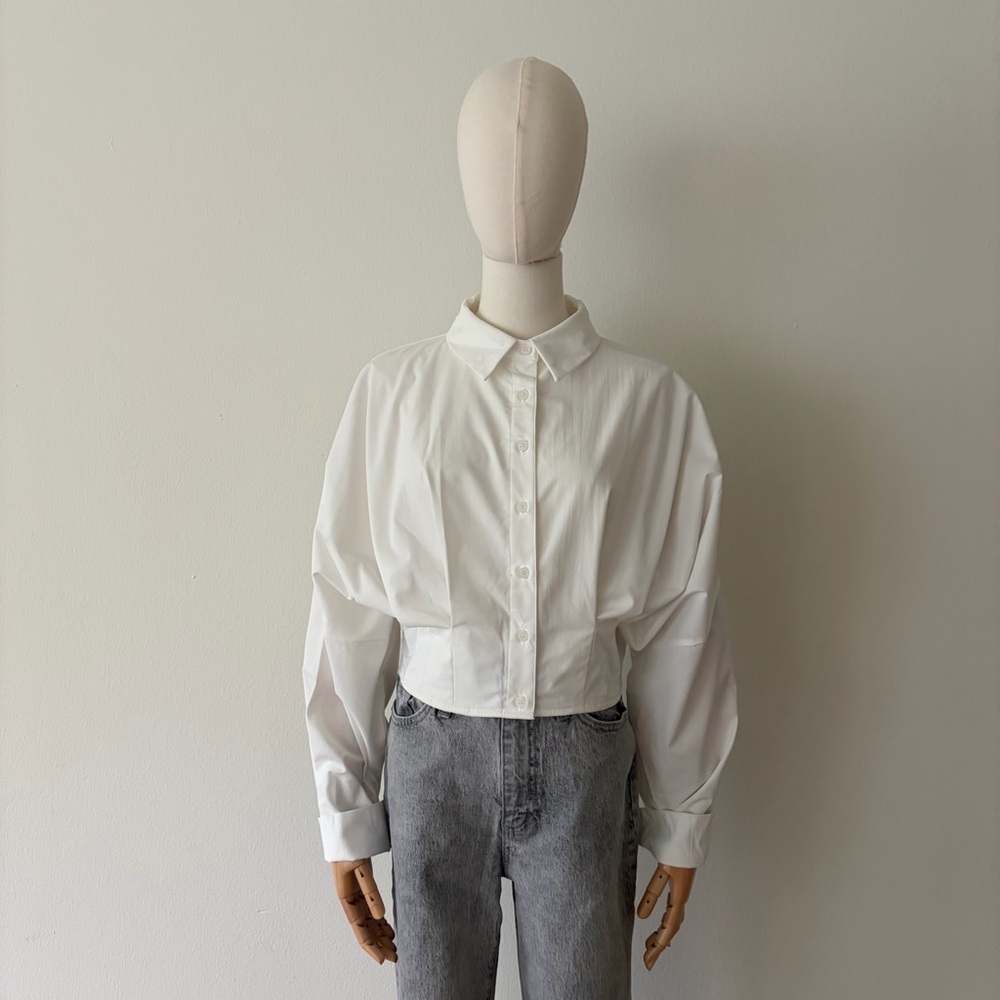 Fashion Nova Tres Chic Poplin Shirt White Cropped Button Down NWT Size L